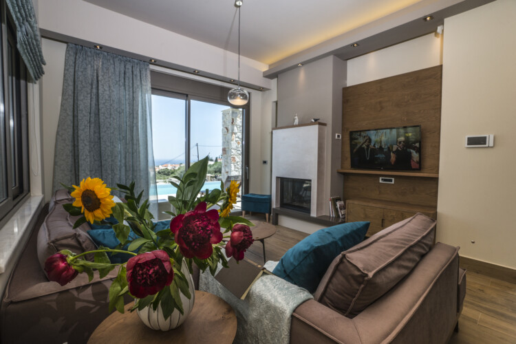 Villa with Private Pool in Daratso Chania