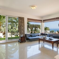 Villa with Pool in Stalos Chania