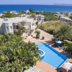 Villa with Pool in Stalos Chania