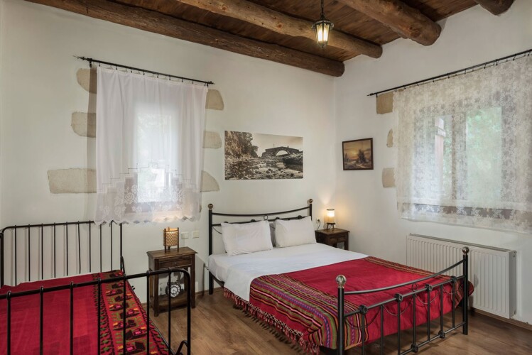Traditional Villa with Private Pool in Chania