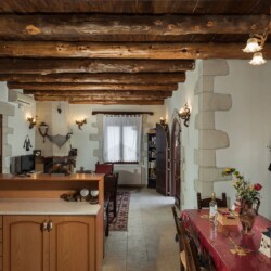 Traditional Villa with Private Pool in Chania