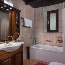 Traditional Villa with Private Pool in Chania