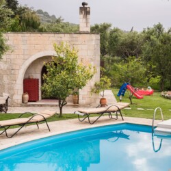 Traditional Villa with Private Pool in Chania