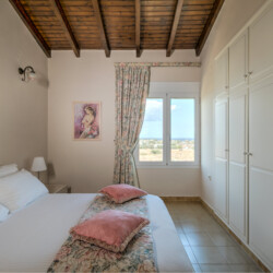 Villa with private pool in Stavros Chania