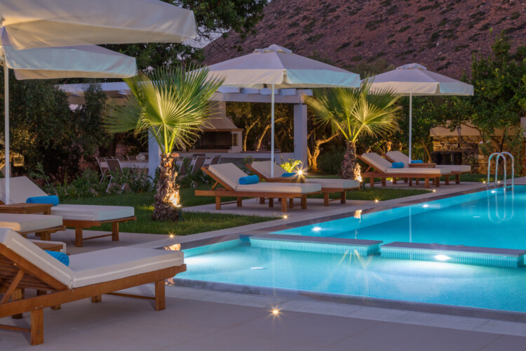 Villa with private pool in Stavros Chania