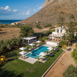Villa with private pool in Stavros Chania