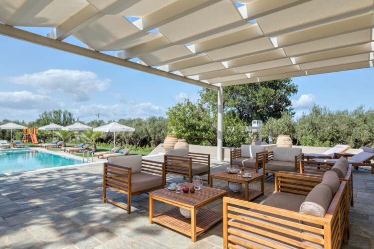 Villa with private pool in Stavros Chania