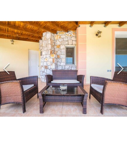 Family Villa in Akrotiri Chania