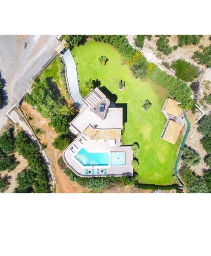 Villa with Private pool in Akrotiri Chania