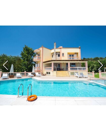 Villa with Private pool in Akrotiri Chania