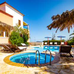 Villa with Private Pool in Gerani, Chania