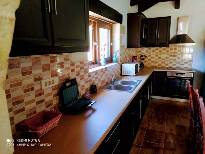 Traditional Family Villa in Pemonia, Chania