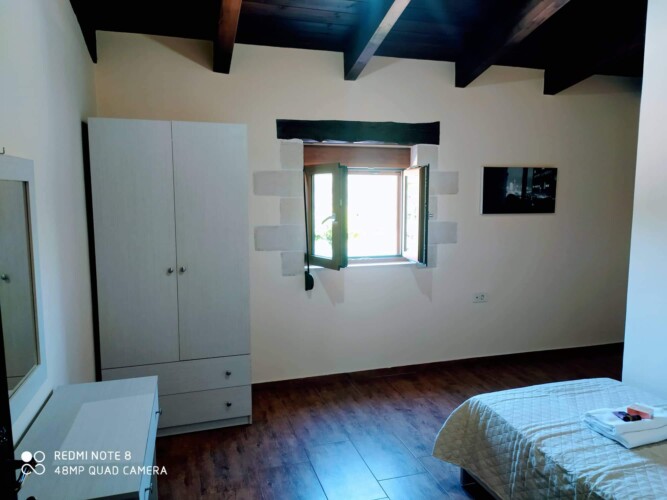 Traditional Family Villa in Pemonia, Chania