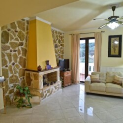 VVilla with pool in Agia Marina, Chania - Gabriele