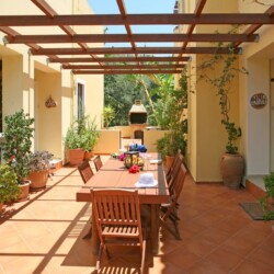 Villa with pool in Agia Marina, Chania - Gabriele
