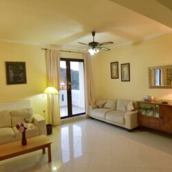Villa with pool in Agia Marina, Chania - Gabriele
